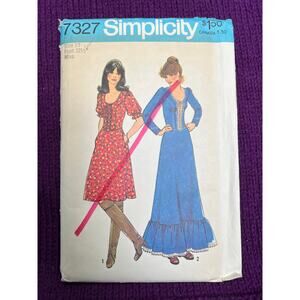 Simplicity 7327 Sewing pattern Prairie dress lace front ruffle hem 1970s size 10